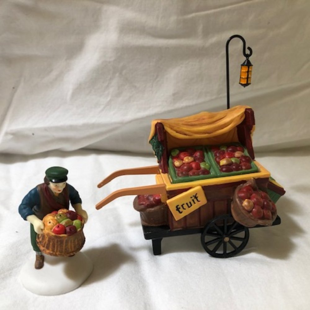 Dept 56 Dickens' Village Chelsea Mkt Fruit Monger